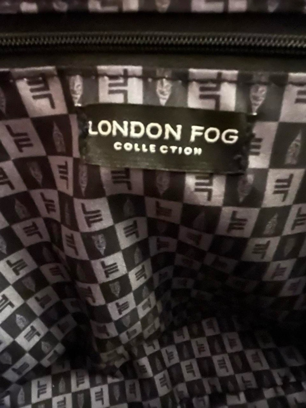 Women’s London Fog Monogram Satchel Bag-NWOT - Picture 4 of 7